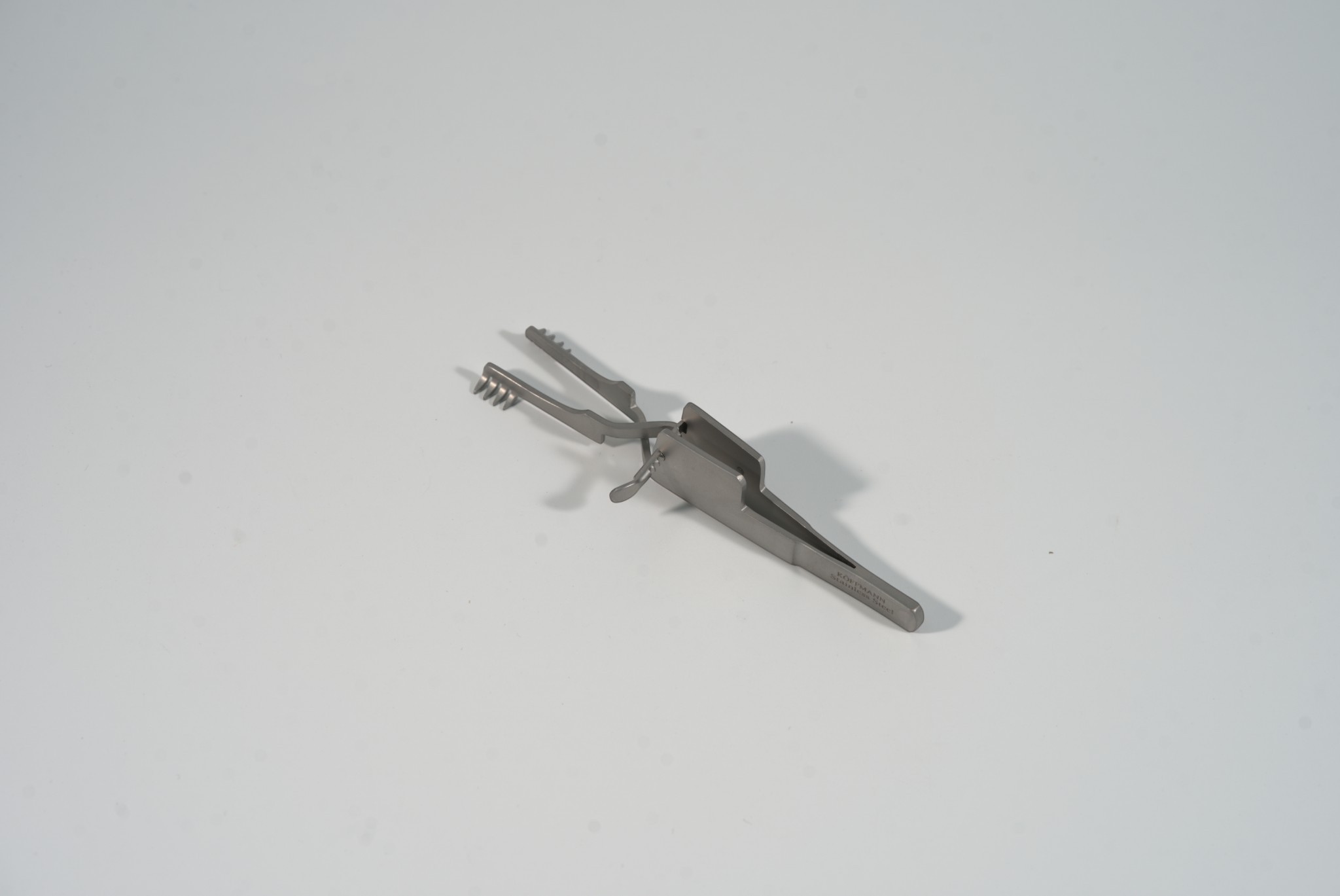 Mini Retractor